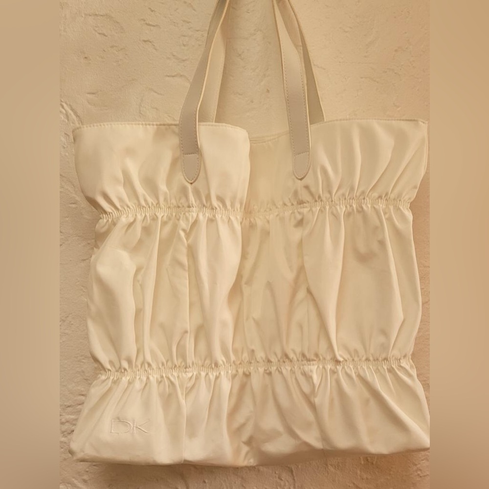 Donna Karan White Cosmetic Tote